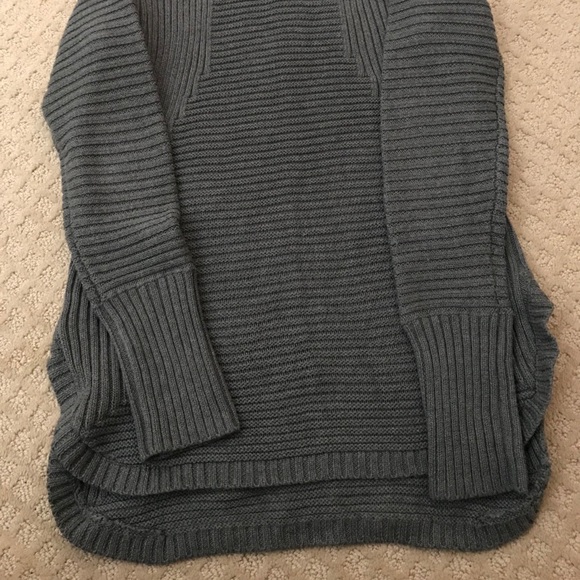 Sweater - Picture 3 of 5